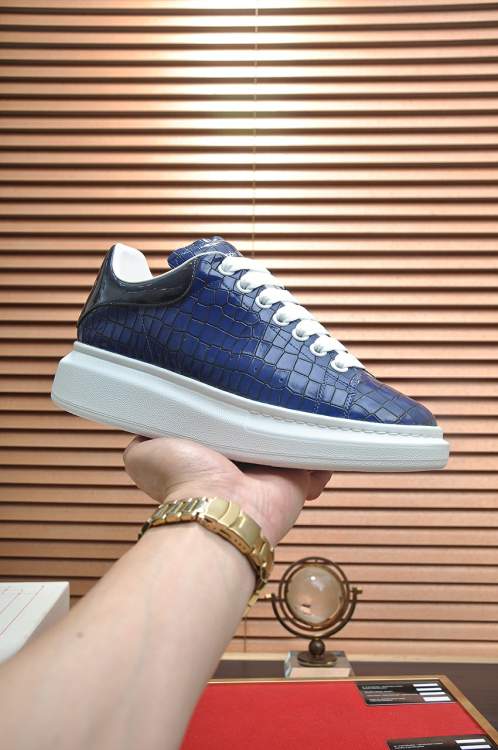 Picture of Alexander McQueen Shoes _SKUAlexanderMcQueensz35-44h081053
